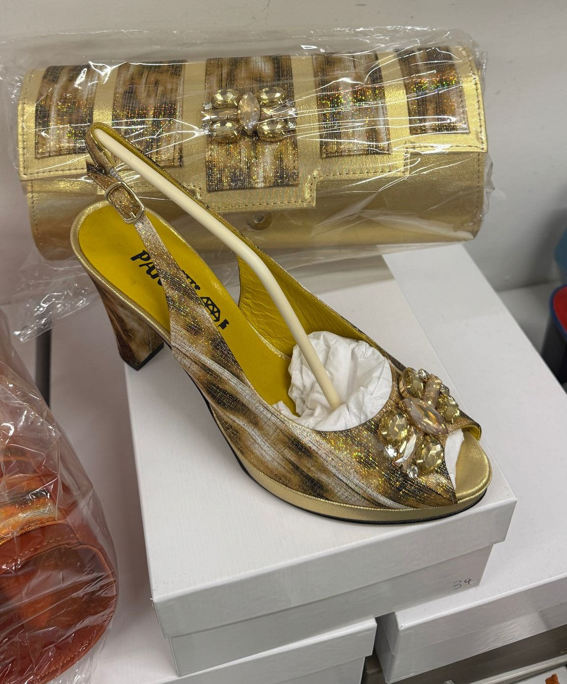 WOMEN SANDLES MADE IN ITALY
